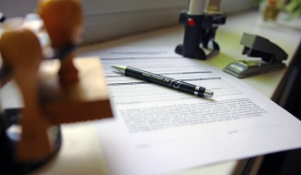 Stempel, Hefter, Kugelschreiber